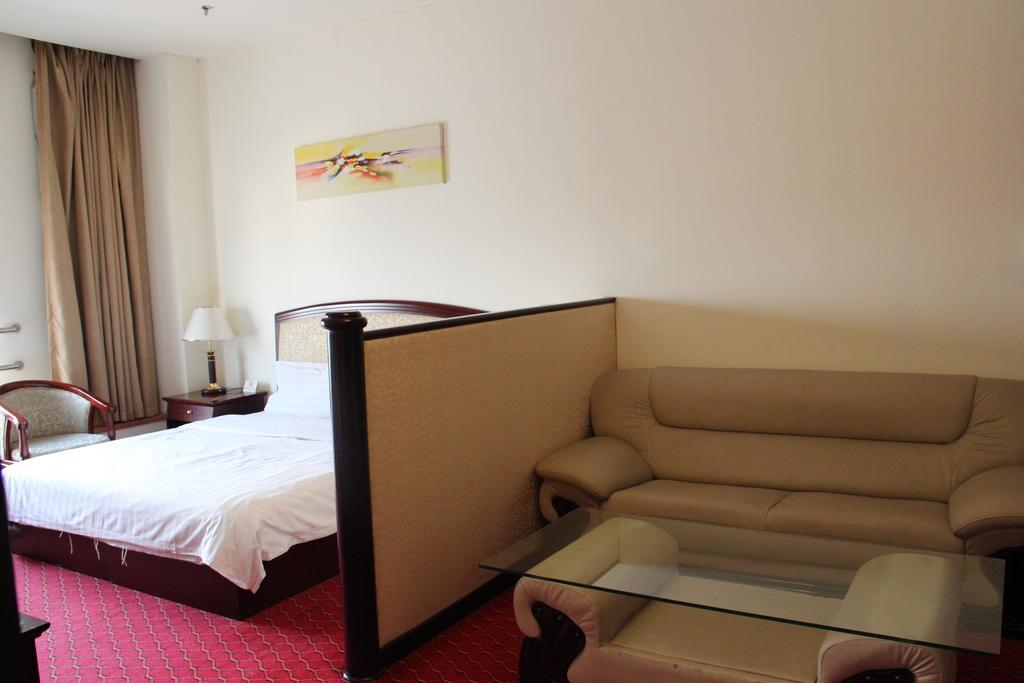Super 8 Beijing Yizhuang Tianbao Hotel ห้อง รูปภาพ