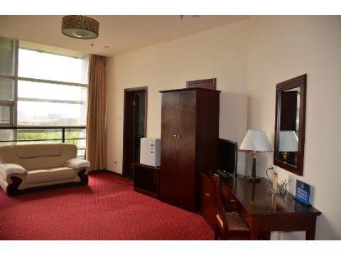 Super 8 Beijing Yizhuang Tianbao Hotel ภายนอก รูปภาพ